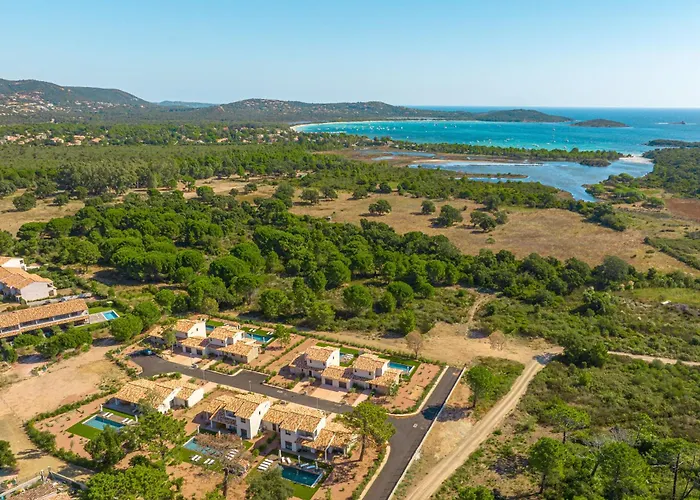 Calarossa Bay 4*