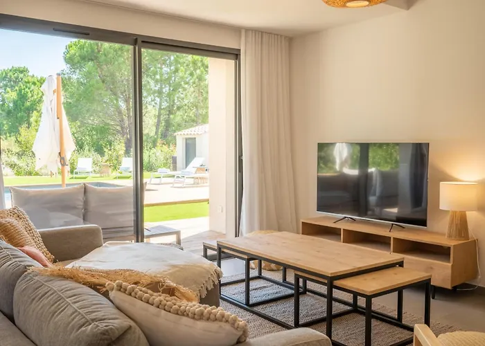 Appart hôtel Calarossa Bay 4*